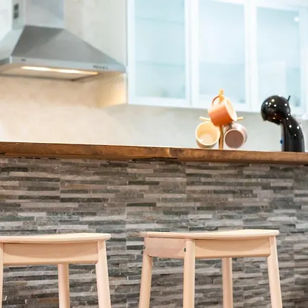 Apartamento Con Espaciosa Terraza Y Vistas Al Mar