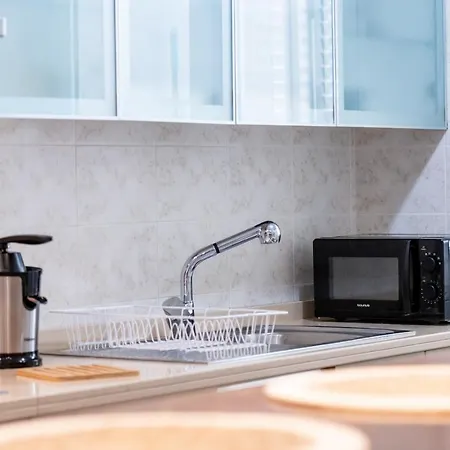 Apartamento Con Espaciosa Terraza Y Vistas Al Mar Apartment