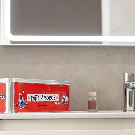 Apartamento Con Espaciosa Terraza Y Vistas Al Mar Apartman *