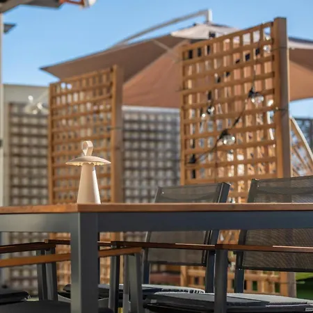 Lägenhet Apartamento Con Espaciosa Terraza Y Vistas Al Mar *