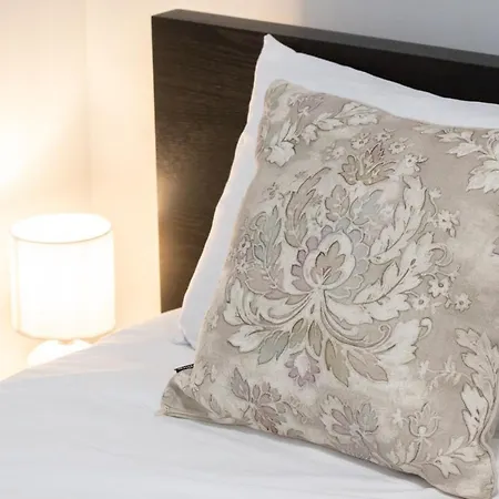 Apartamento Con Espaciosa Terraza Y Vistas Al Mar Apartamento *